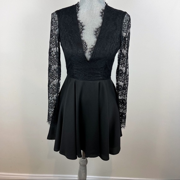 Keepsake the Label Black Lace Dress size S - Picture 1 of 8